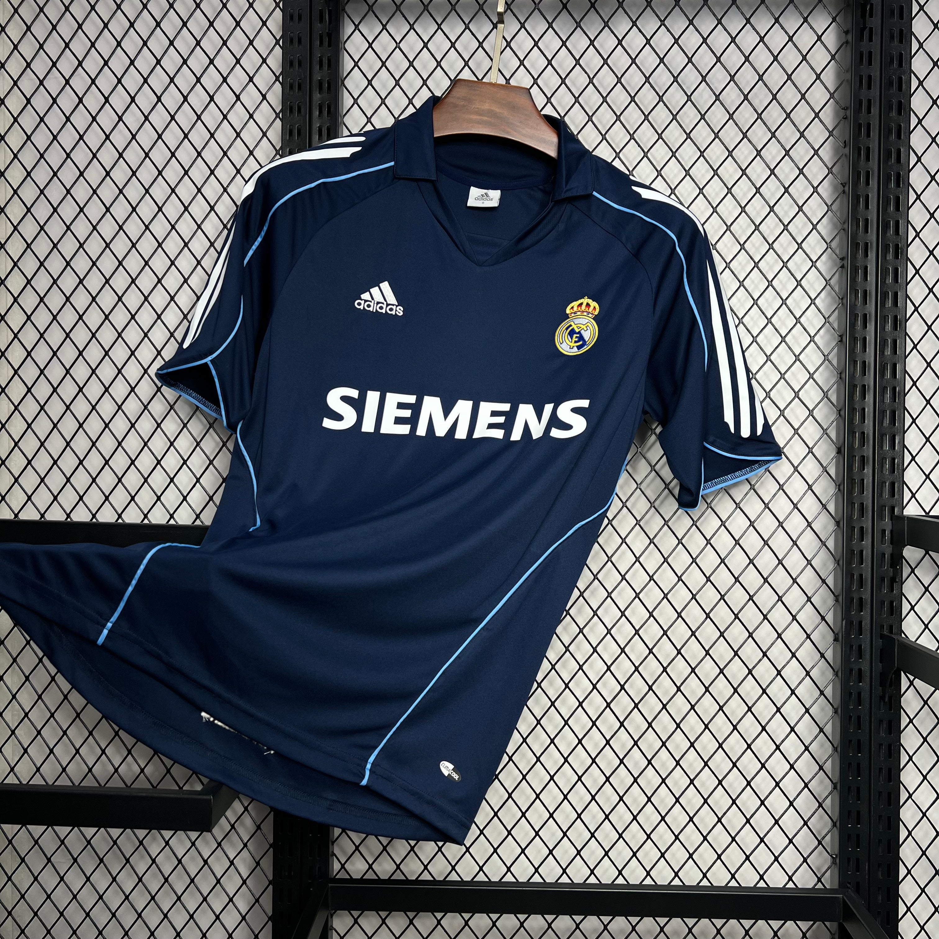 Real Madrid 2005-06 Away Retro Jersey S-XXL
