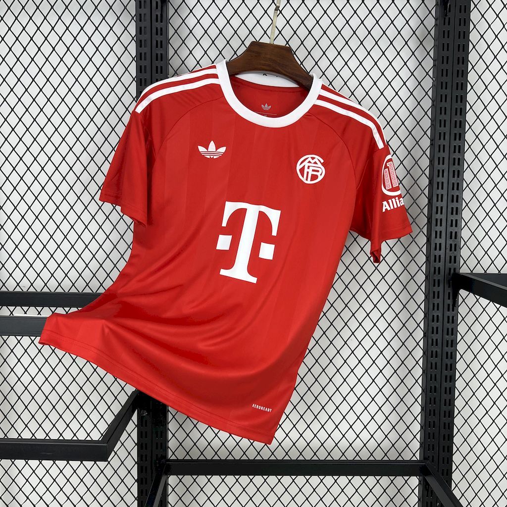 Bayern Munich 2025-26 Goalkeeper uniform Football Jersey S-XXL