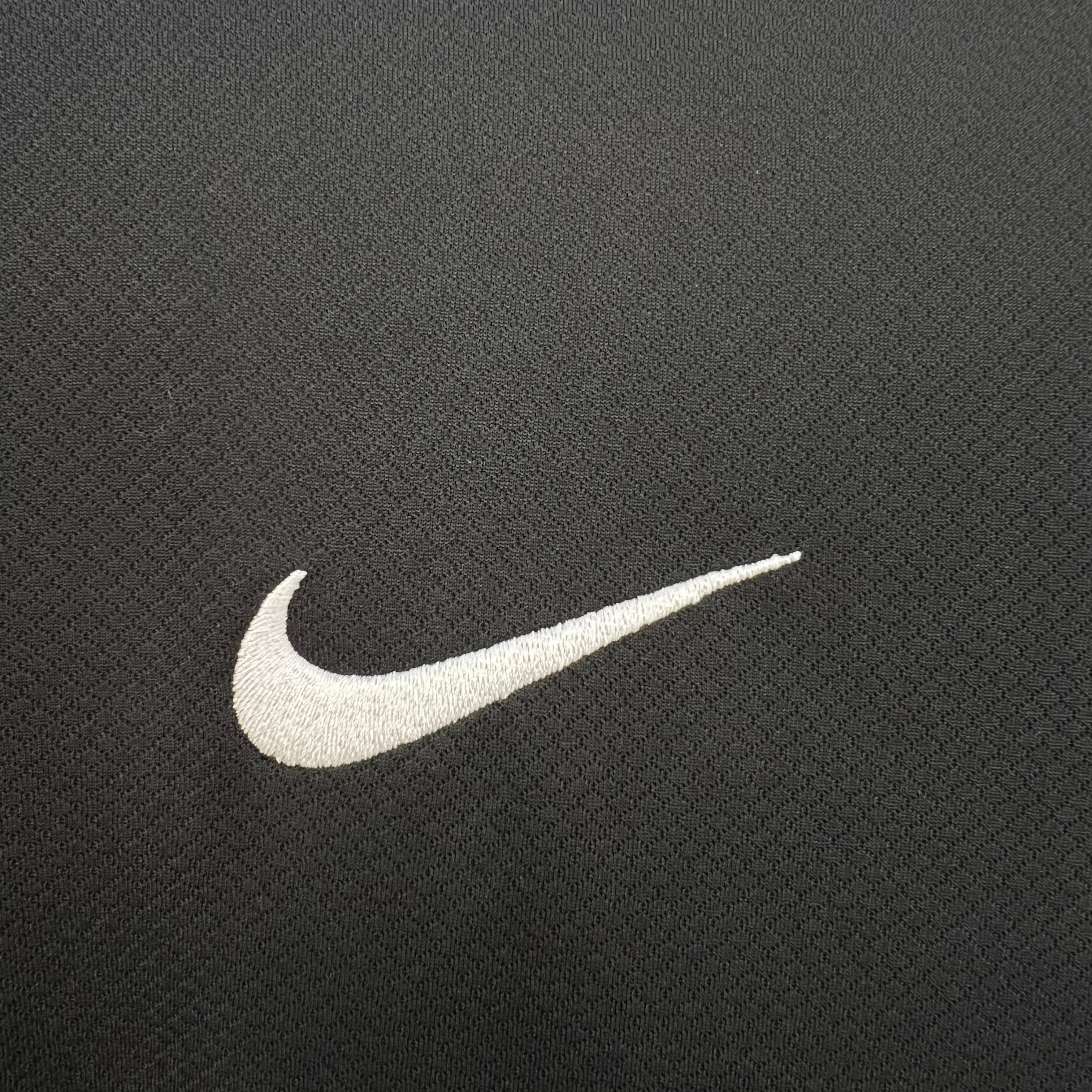 Eintracht Frankfurt 2024-25 Away Jersey S-XXL