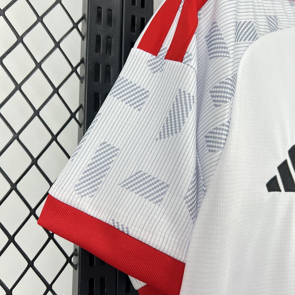 United Arab Emirates 2026 - World Cup Home