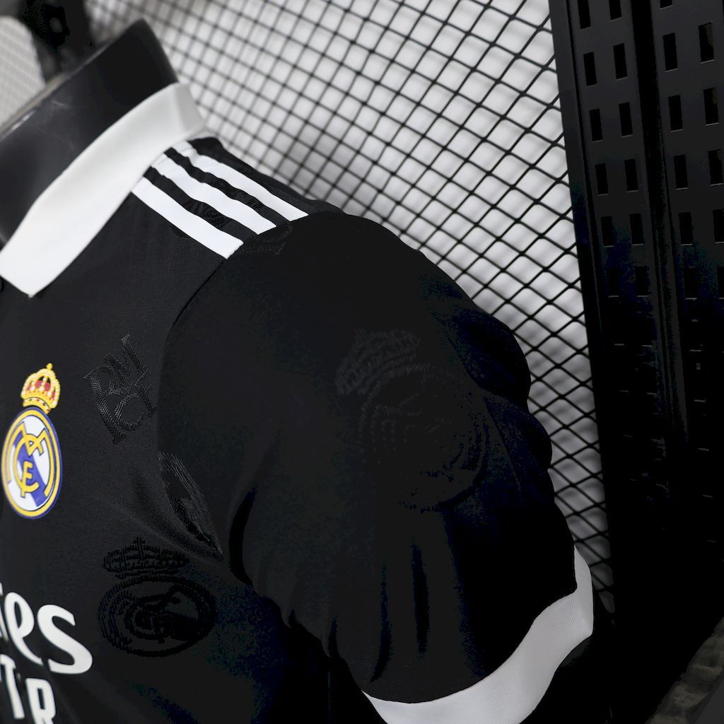 Real Madrid 2025-26 Black Special Edition Jersey Player Version S-XXL