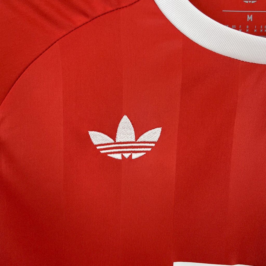 Bayern Munich 2025-26 Goalkeeper uniform Football Jersey S-XXL