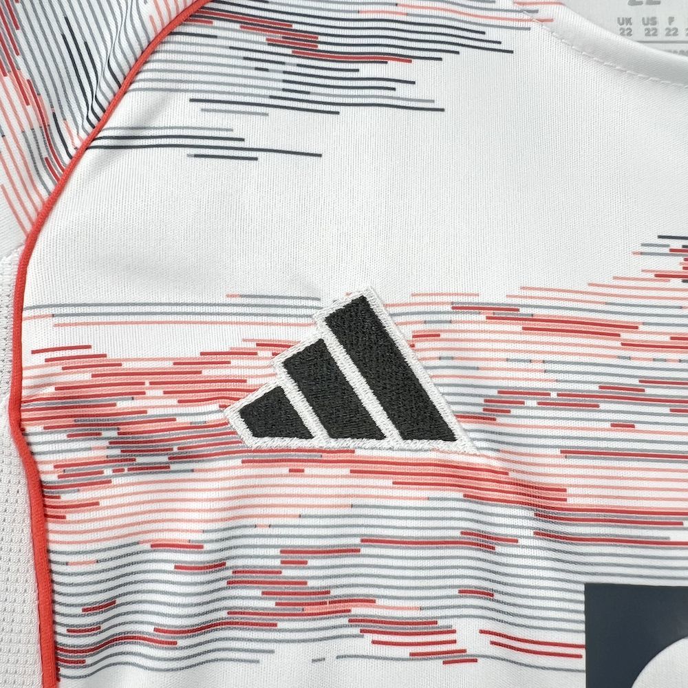 Bayern Munich 2025-26 Away Kids Kit S-XXL