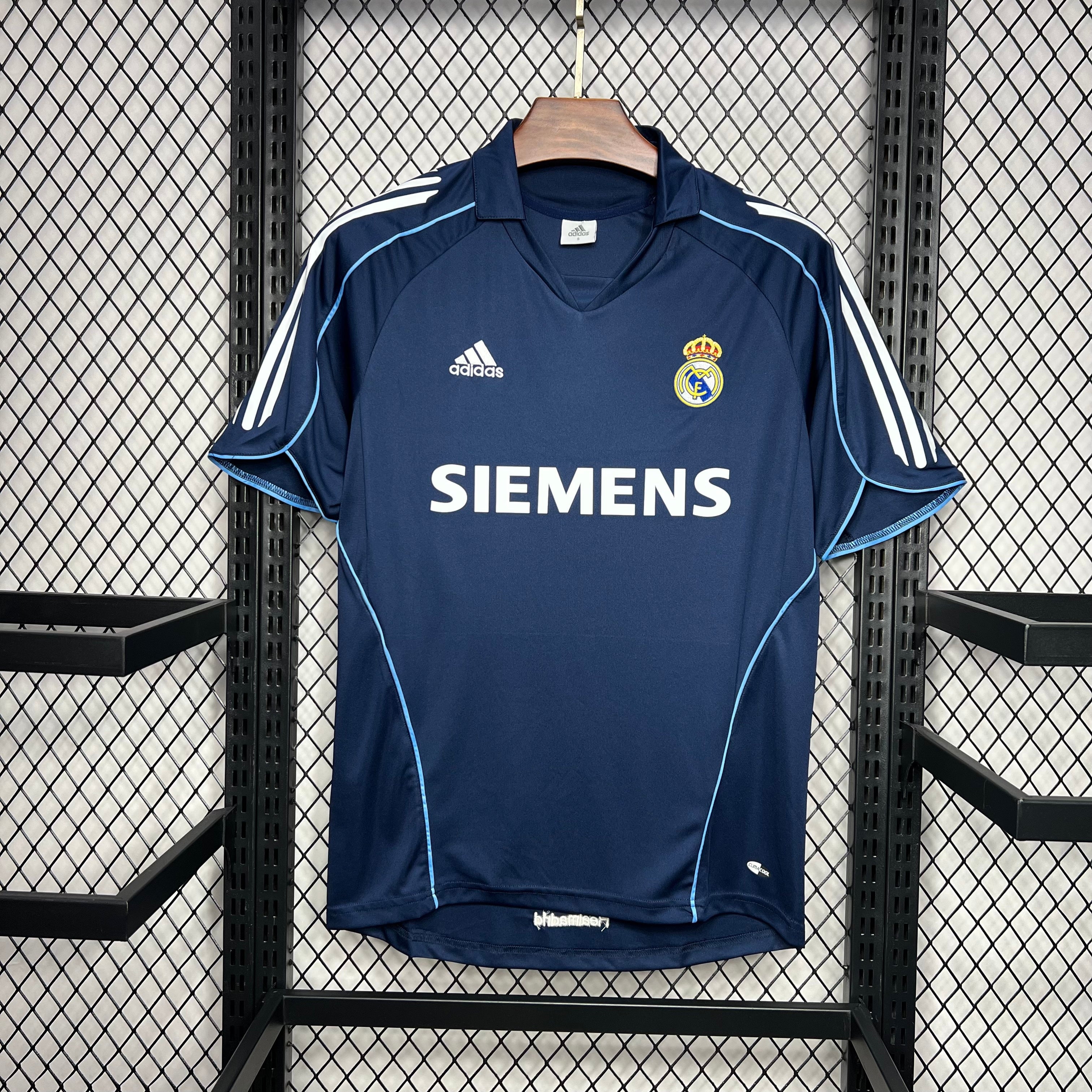Real Madrid 2005-06 Away Retro Jersey S-XXL