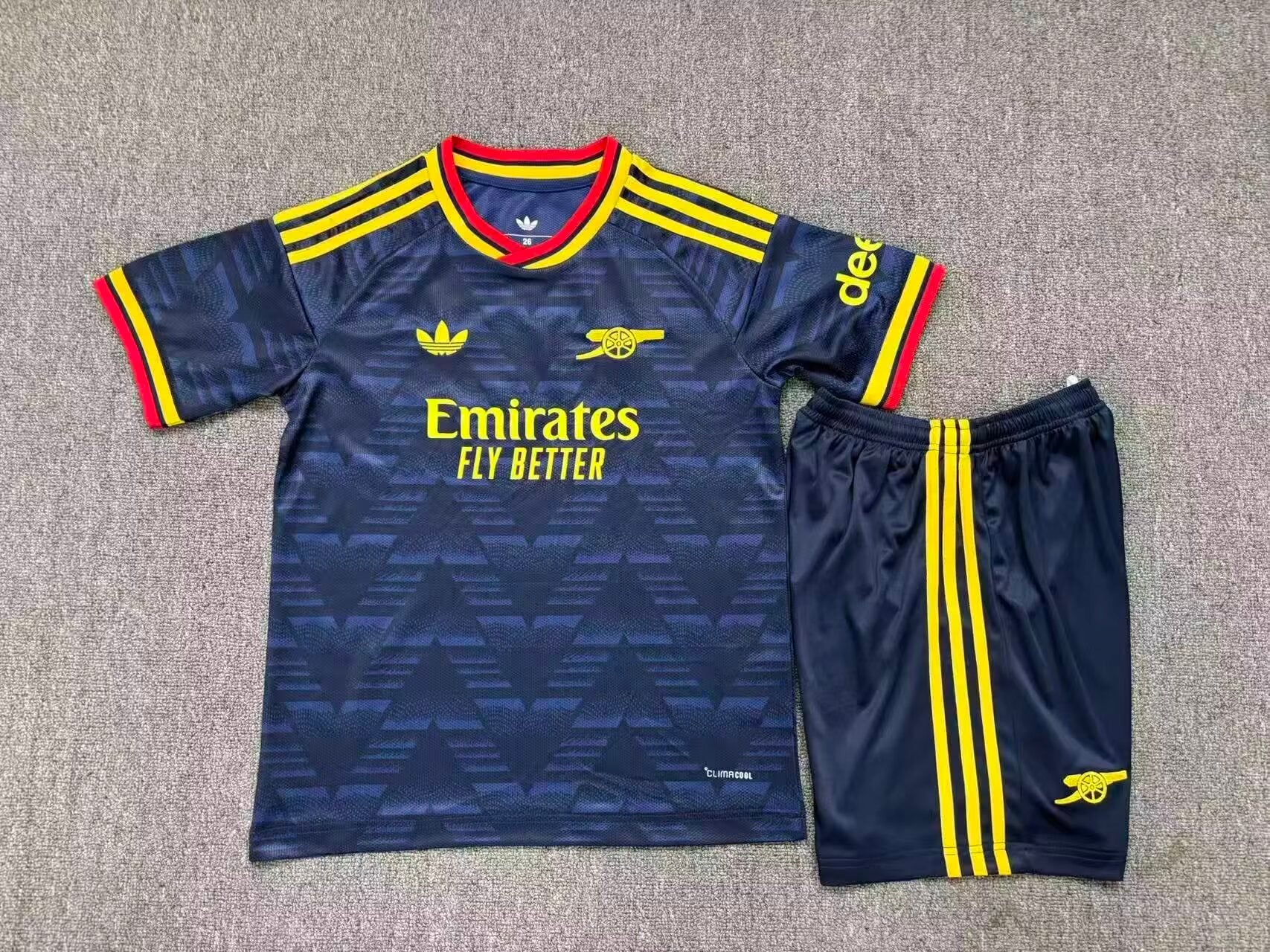 Arsenal 2026-27 Away Kids Kit