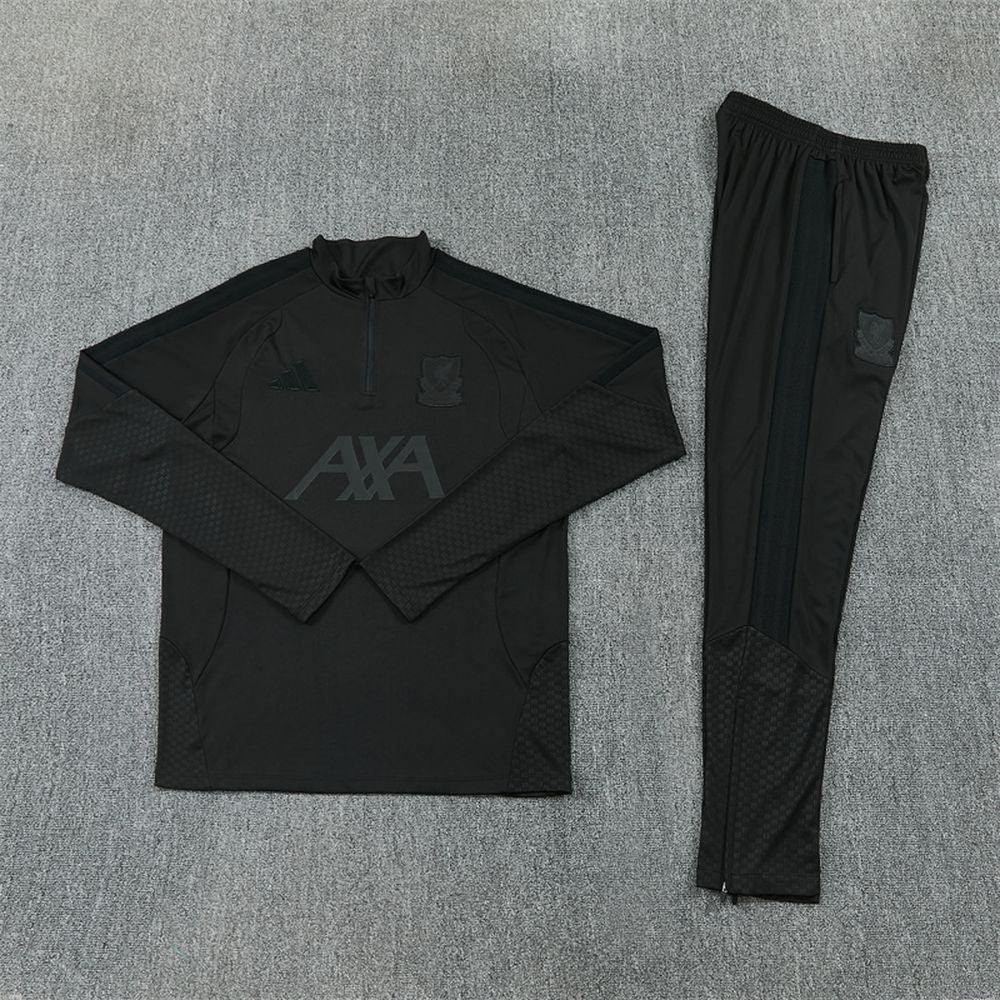 LIV 26-27 AdultsKids Training Kit Size10-XXL
