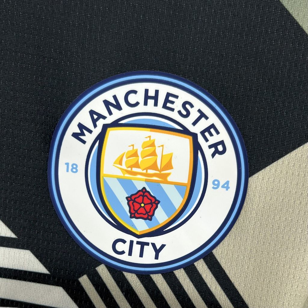 Manchester City 2025-26 Black And Yellow Concept Version Jersey