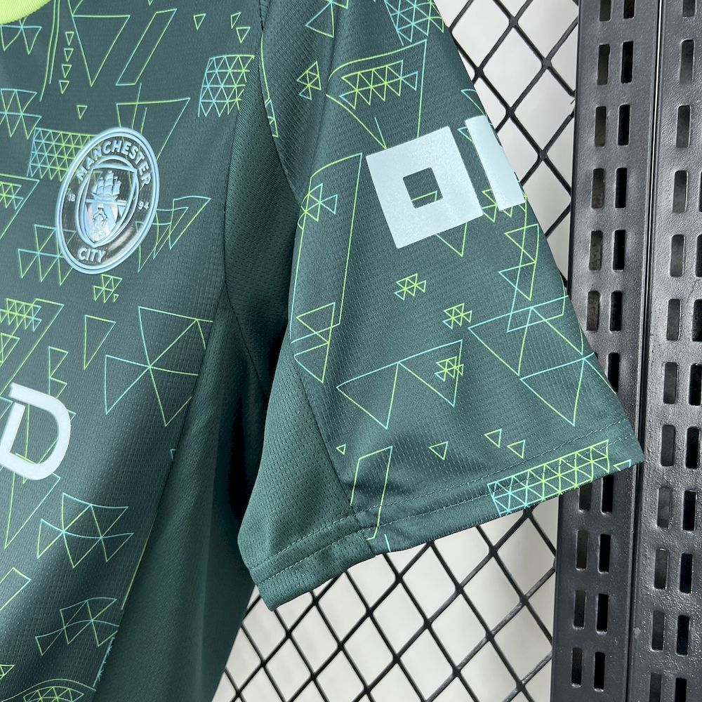 Manchester City 25-26 Fourth Football Jersey