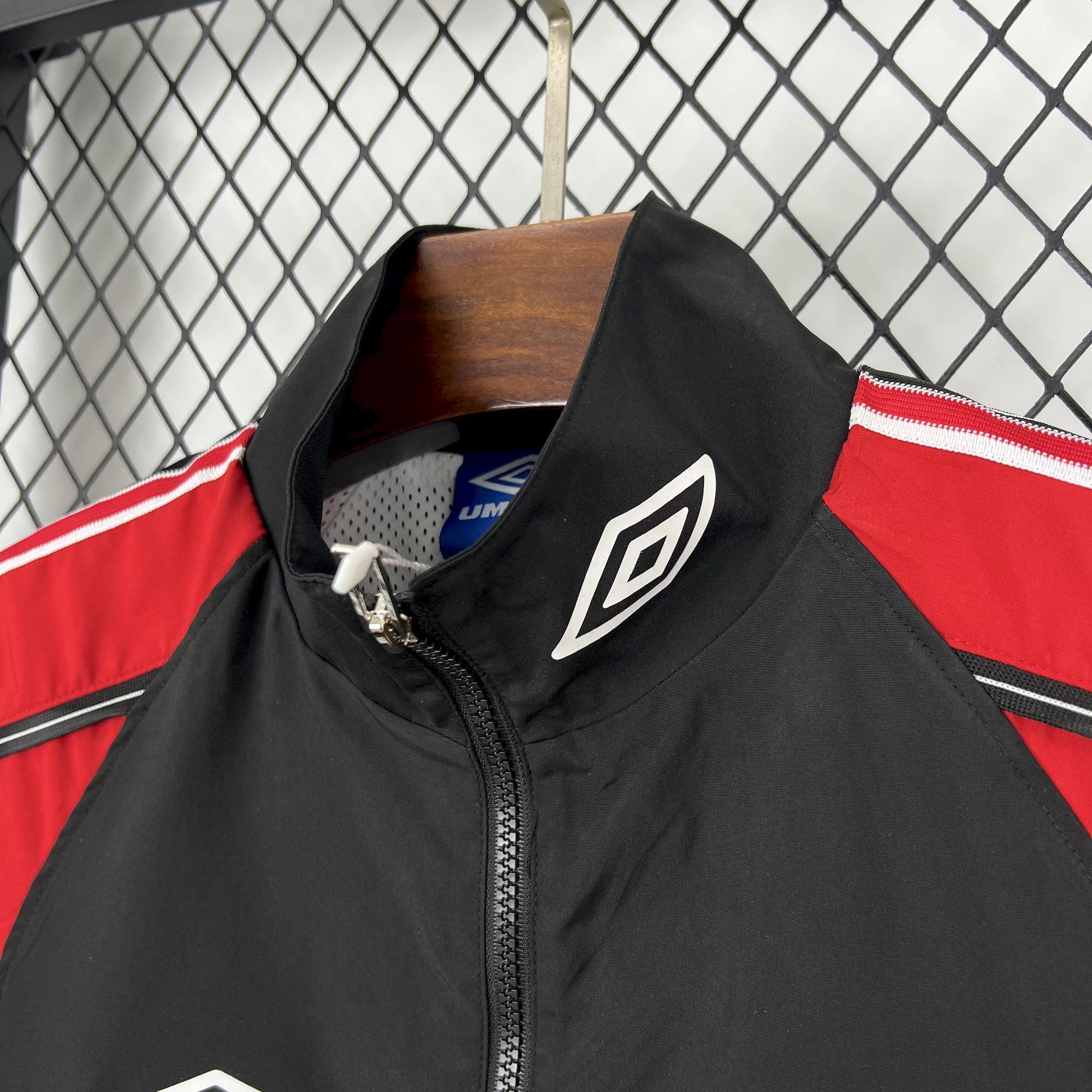 Manchester United 1998-99 Player Windbreaker