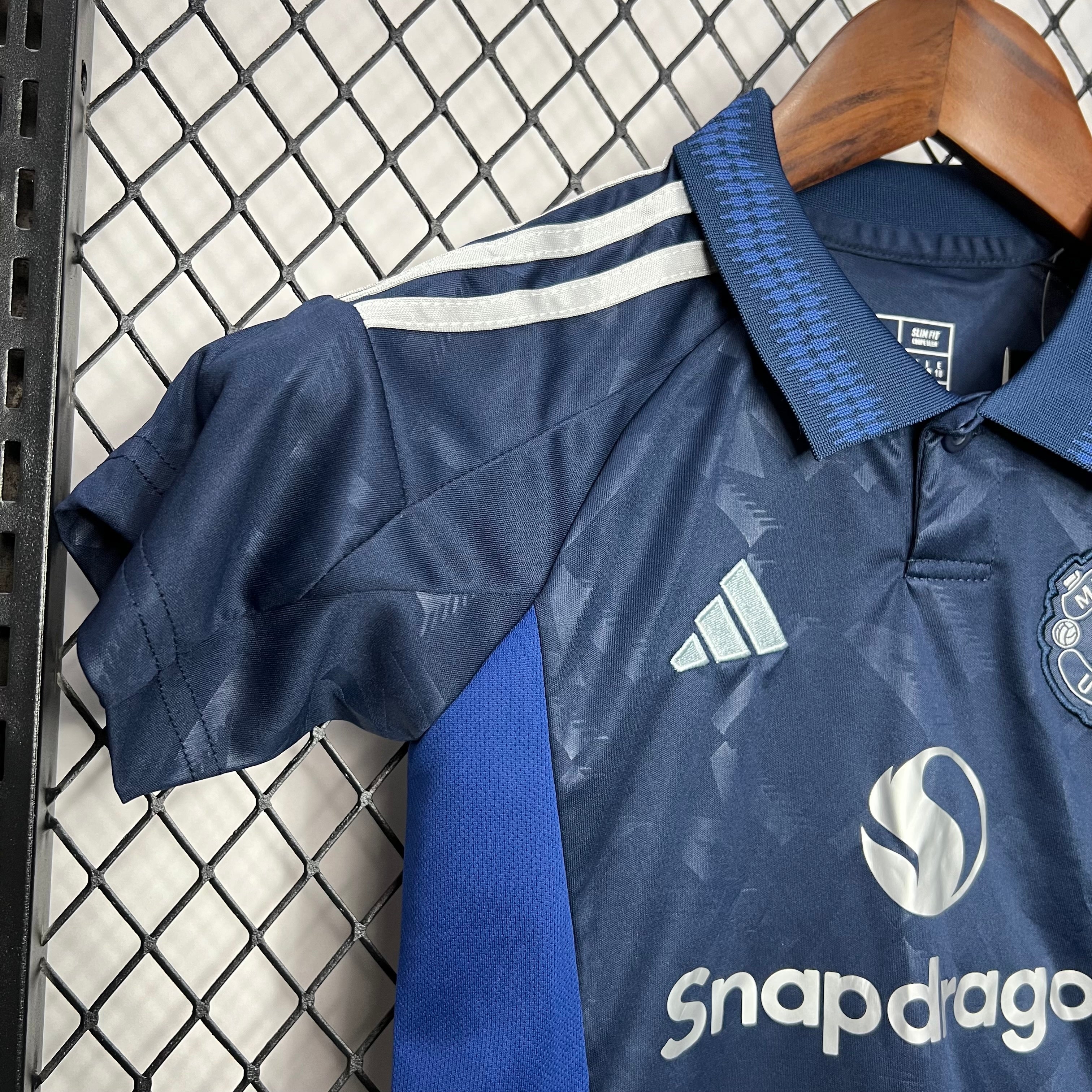 Manchester United 2024-25 Away Kids Kit