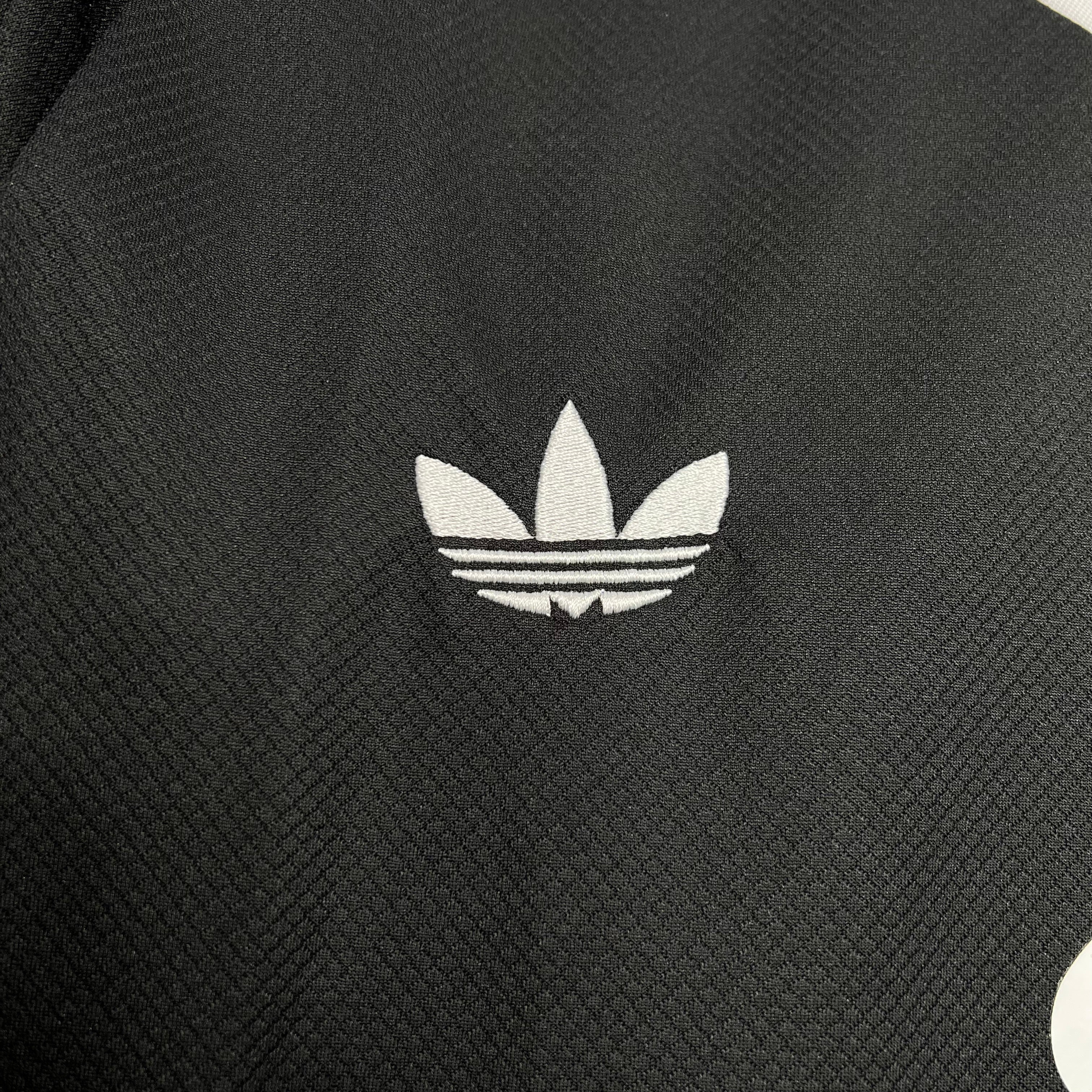 Manchester United 2024-25 Fourth Goalkeeper Jersey