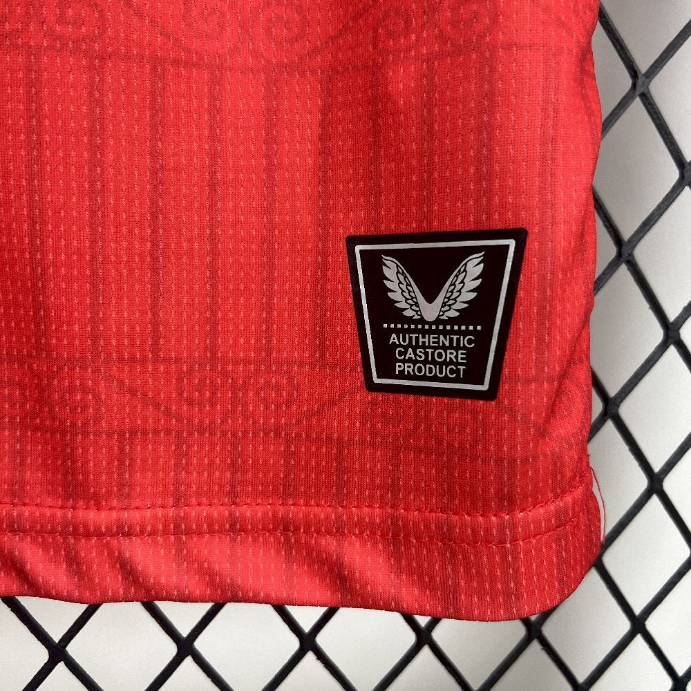 Middlesbrough 25-26 Home Football Jersey