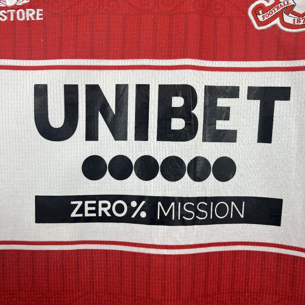 Middlesbrough 25-26 Home Football Jersey