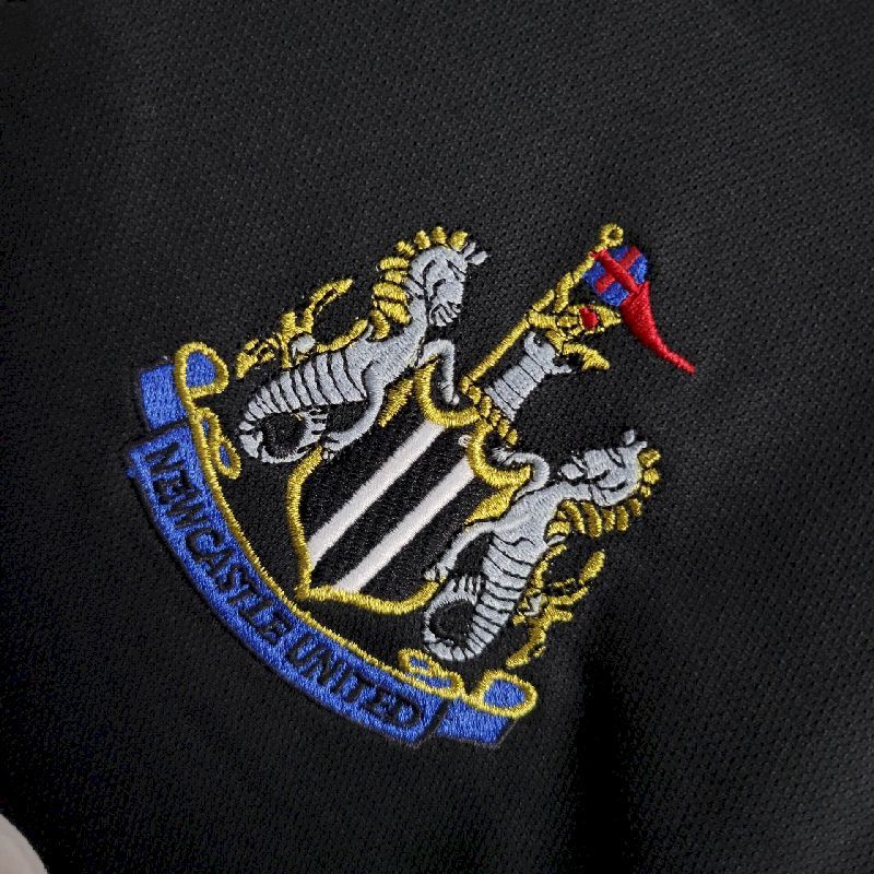 Newcastle United 01-02 Away Retro Jersey