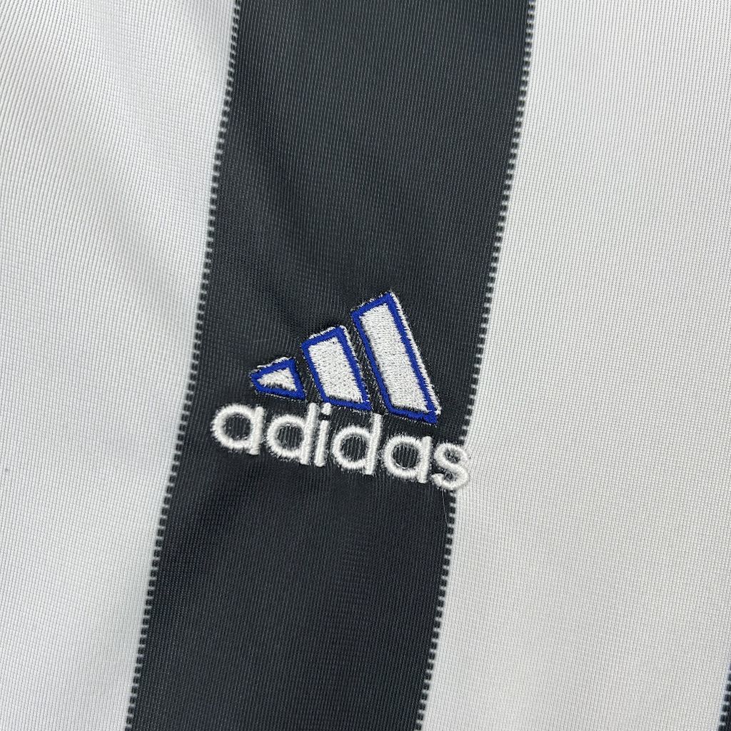 Newcastle United 1999-00 Home Retro Jersey