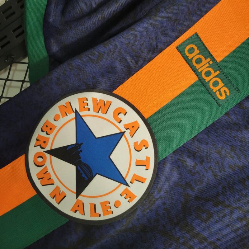 Newcastle United 97-98 Away Retro Jersey
