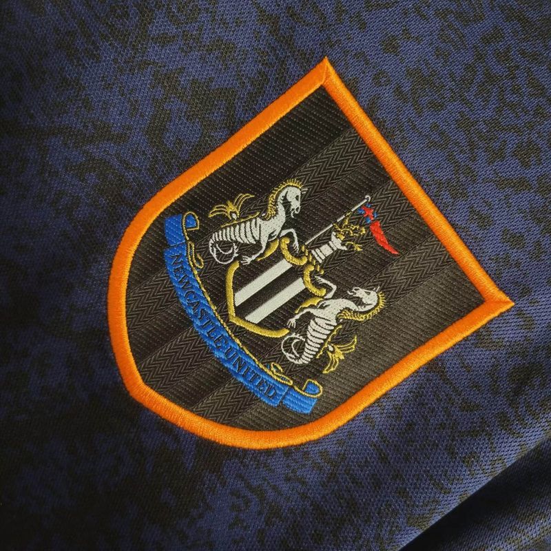 Newcastle United 97-98 Away Retro Jersey