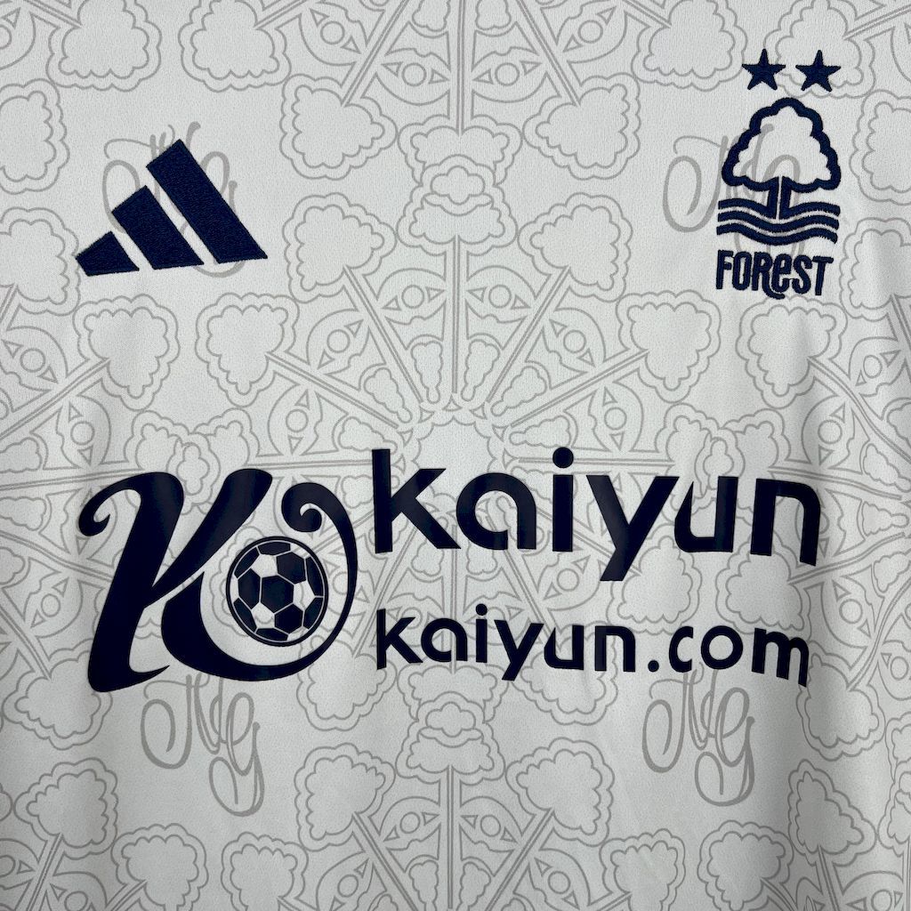 Nottingham Forest 2025-26 Away Football Jersey