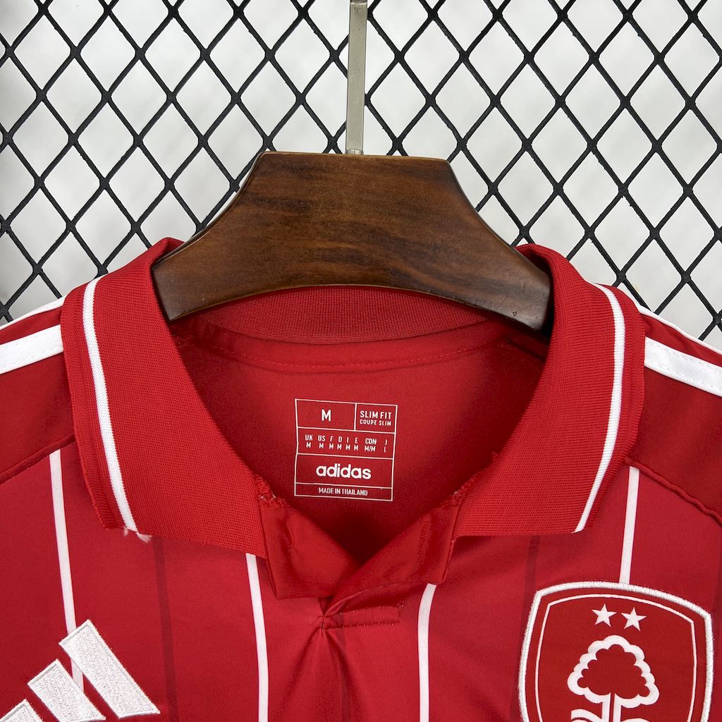 Nottingham Forest 2025-26 Home Football Jersey
