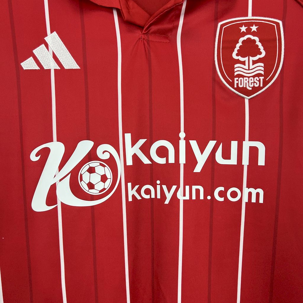 Nottingham Forest 2025-26 Home Football Jersey