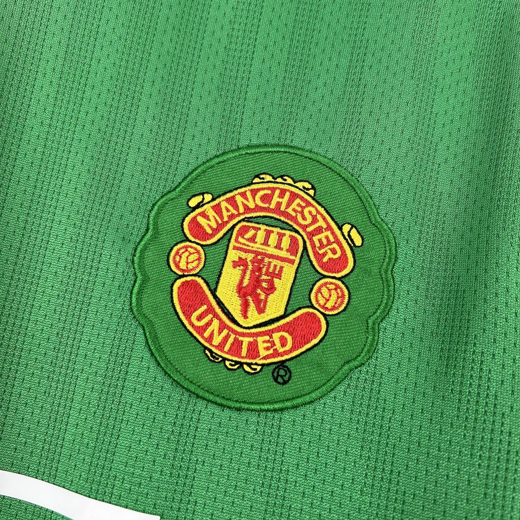 Top 11 Manchester United 2007-08 Green Goalkeeper Retro Jersey