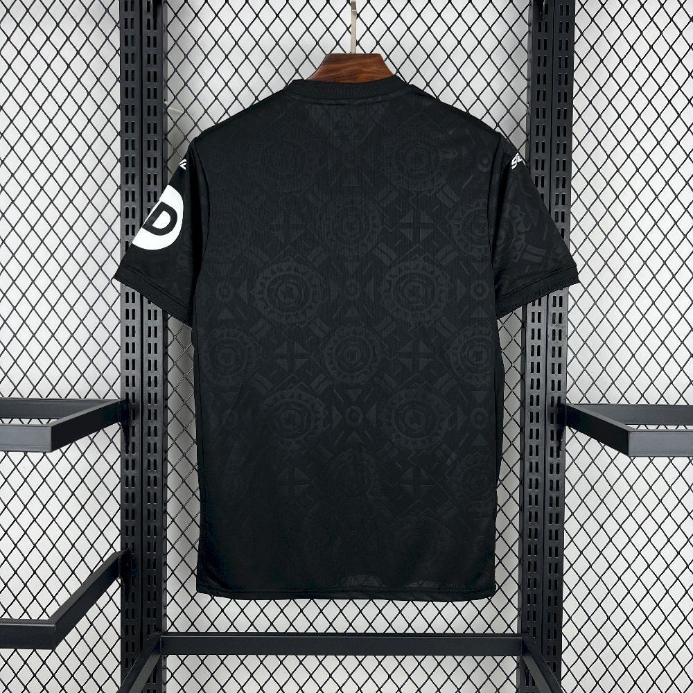 Wolves 25-26 Goalkeeper Black Football Jersey